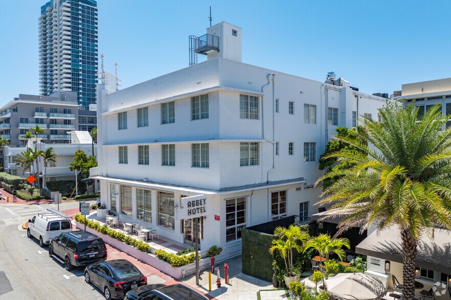 300 21st St, Miami Beach, FL à louer - Photo de l’immeuble – Image 2 sur 9
