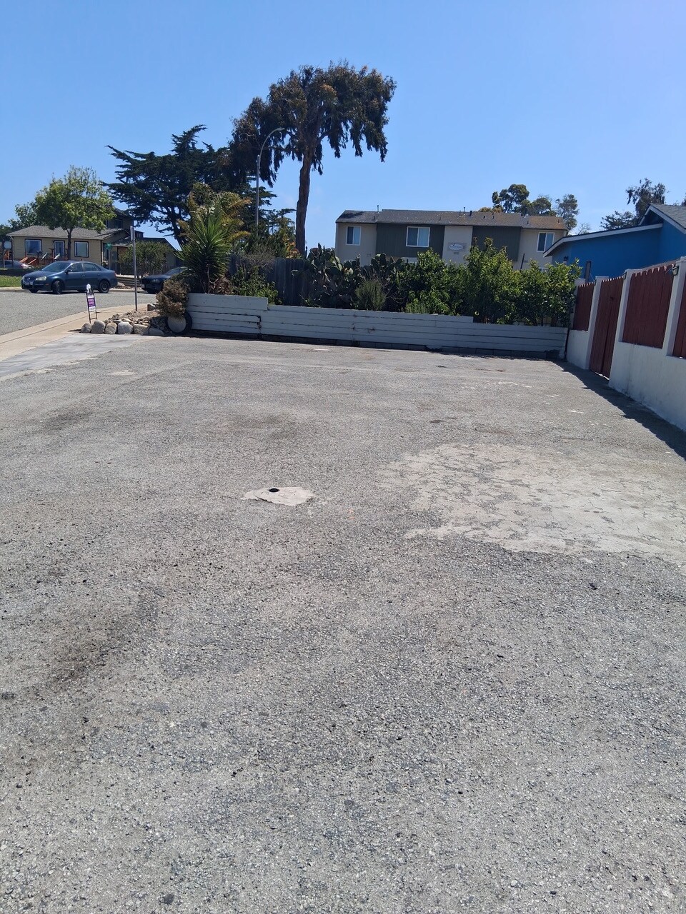 2085 Park Pl, Seaside, CA à louer Photo principale– Image 1 sur 5