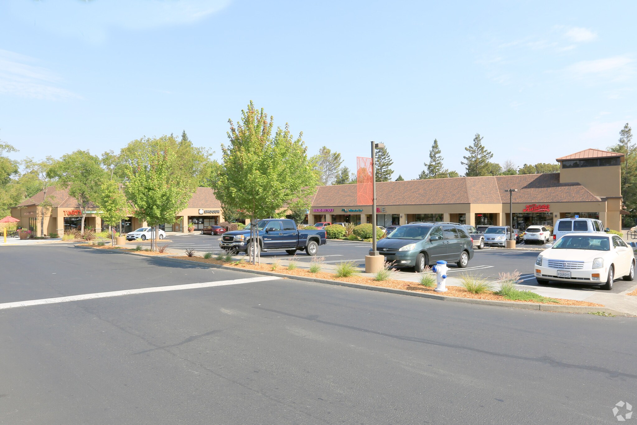 1513-1537 Farmers Ln, Santa Rosa, CA à vendre Photo principale– Image 1 sur 3
