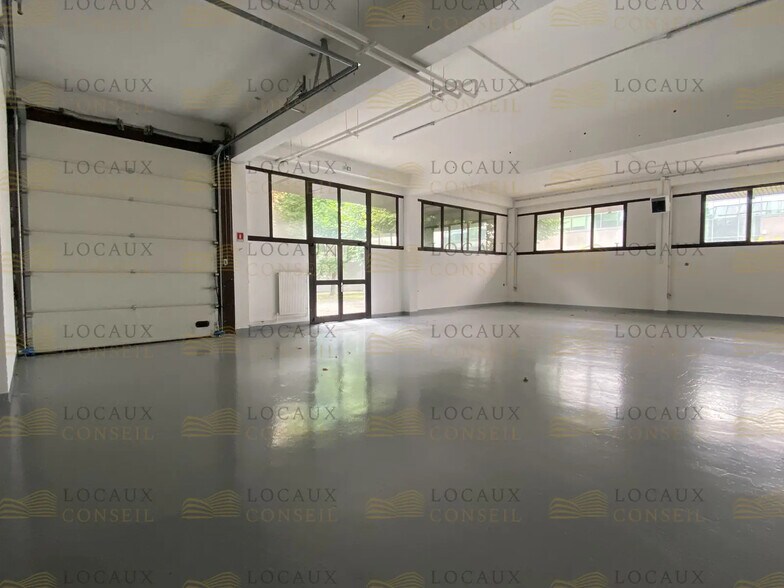Local d’activités dans Nanterre à louer - Photo intérieure – Image 1 sur 11