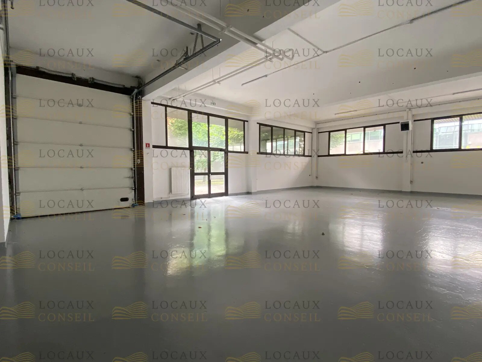 Local d’activités dans Nanterre à louer Photo intérieure– Image 1 sur 12