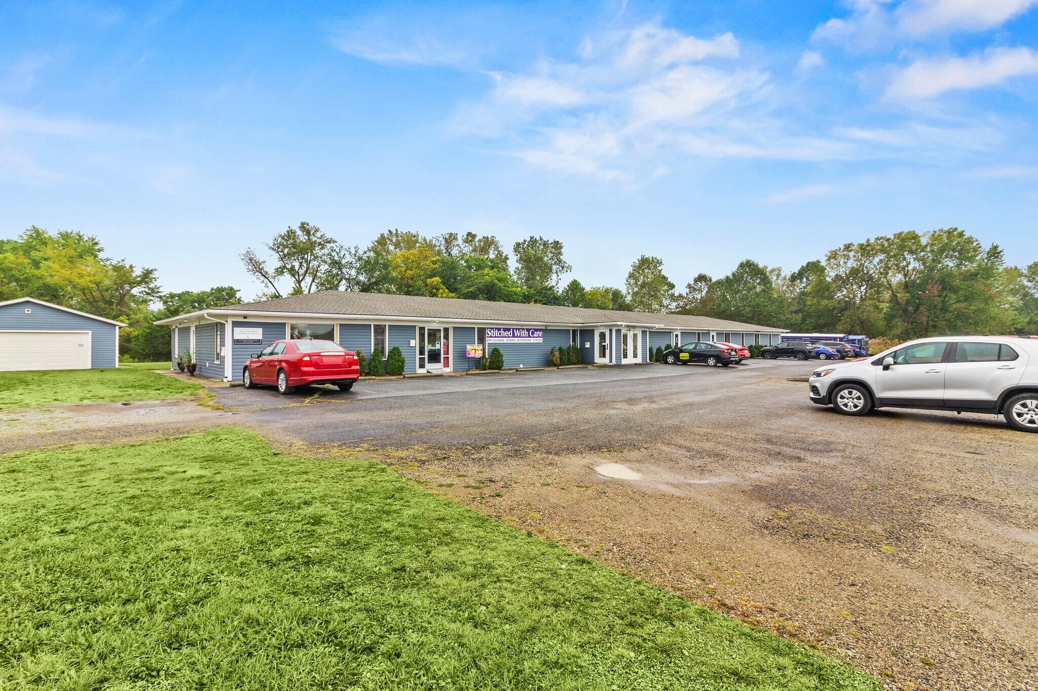643 Bodey Cir, Urbana, OH à vendre Photo de l’immeuble– Image 1 sur 25