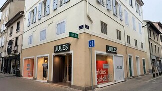 Plus de détails pour Local d'activités à louer