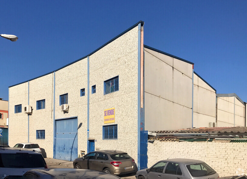 Calle Puerto Fuenfría, 12, Leganés, Madrid à vendre - Photo de l’immeuble – Image 1 sur 1