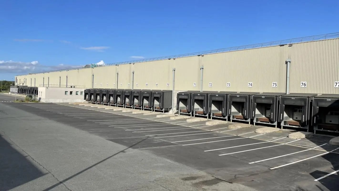Bureau dans Ploumagoar à louer Photo de l’immeuble– Image 1 sur 16