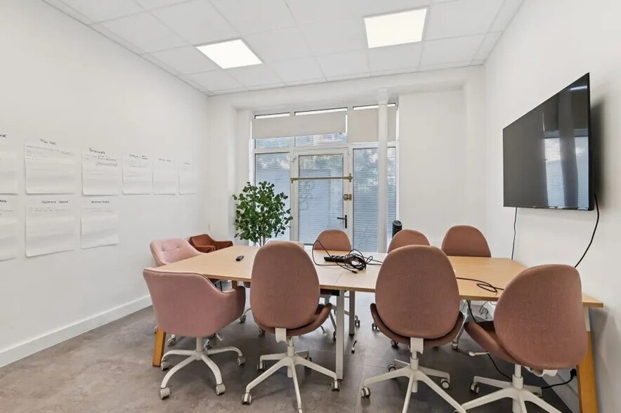 140 Boulevard Pereire, Paris à vendre - Photo de l’immeuble – Image 3 sur 9