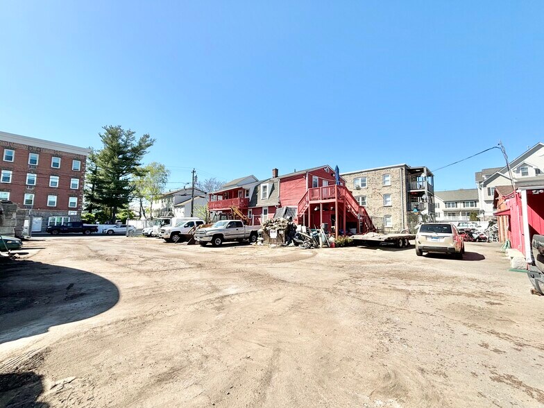 41 Liberty St, Stamford, CT à louer - Photo de l’immeuble – Image 2 sur 5