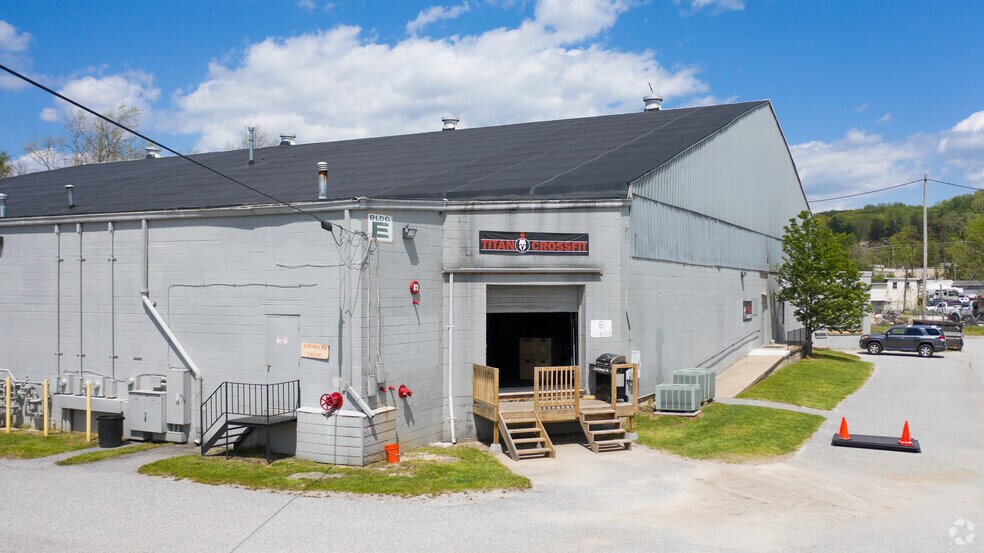 10821 Williamson Ln, Cockeysville, MD à louer - Photo de l’immeuble – Image 2 sur 4