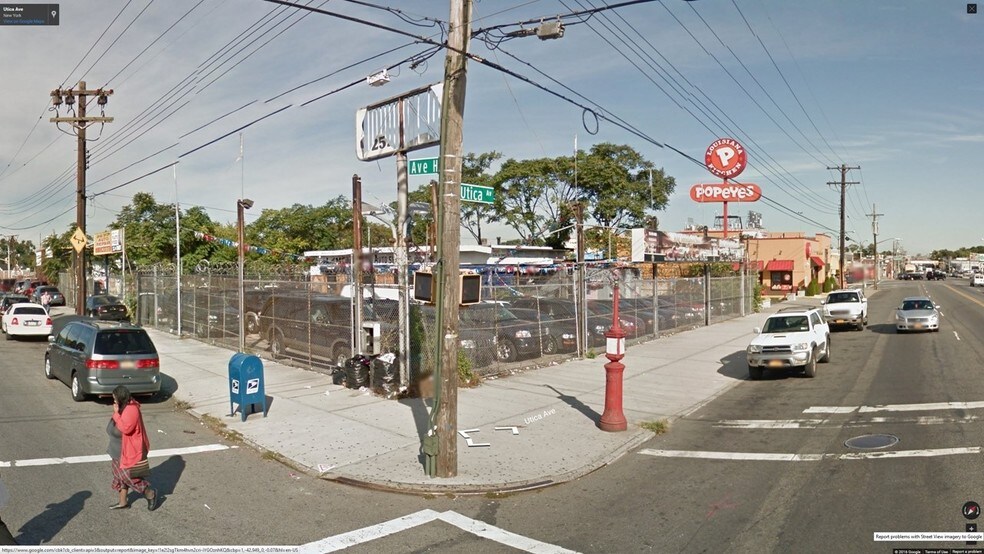 1600-1620 Utica Ave, Brooklyn, NY à louer - Photo de l’immeuble – Image 1 sur 4