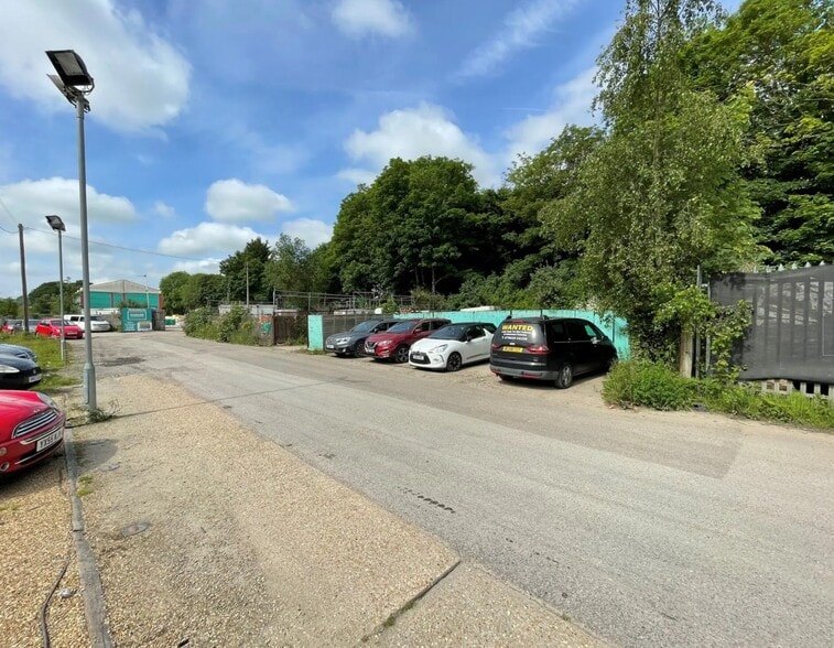Station Goods Yard, Hassocks à louer - Photo de l’immeuble – Image 3 sur 4