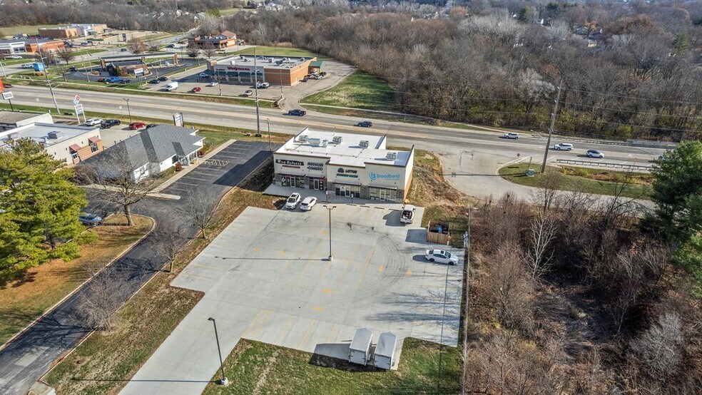 1000-1004 Jason Pl, Chatham, IL à vendre - Photo de l’immeuble – Image 3 sur 3