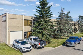 Plus de détails pour 4904-4910 75 Av NW, Edmonton, AB - Local d'activités à louer