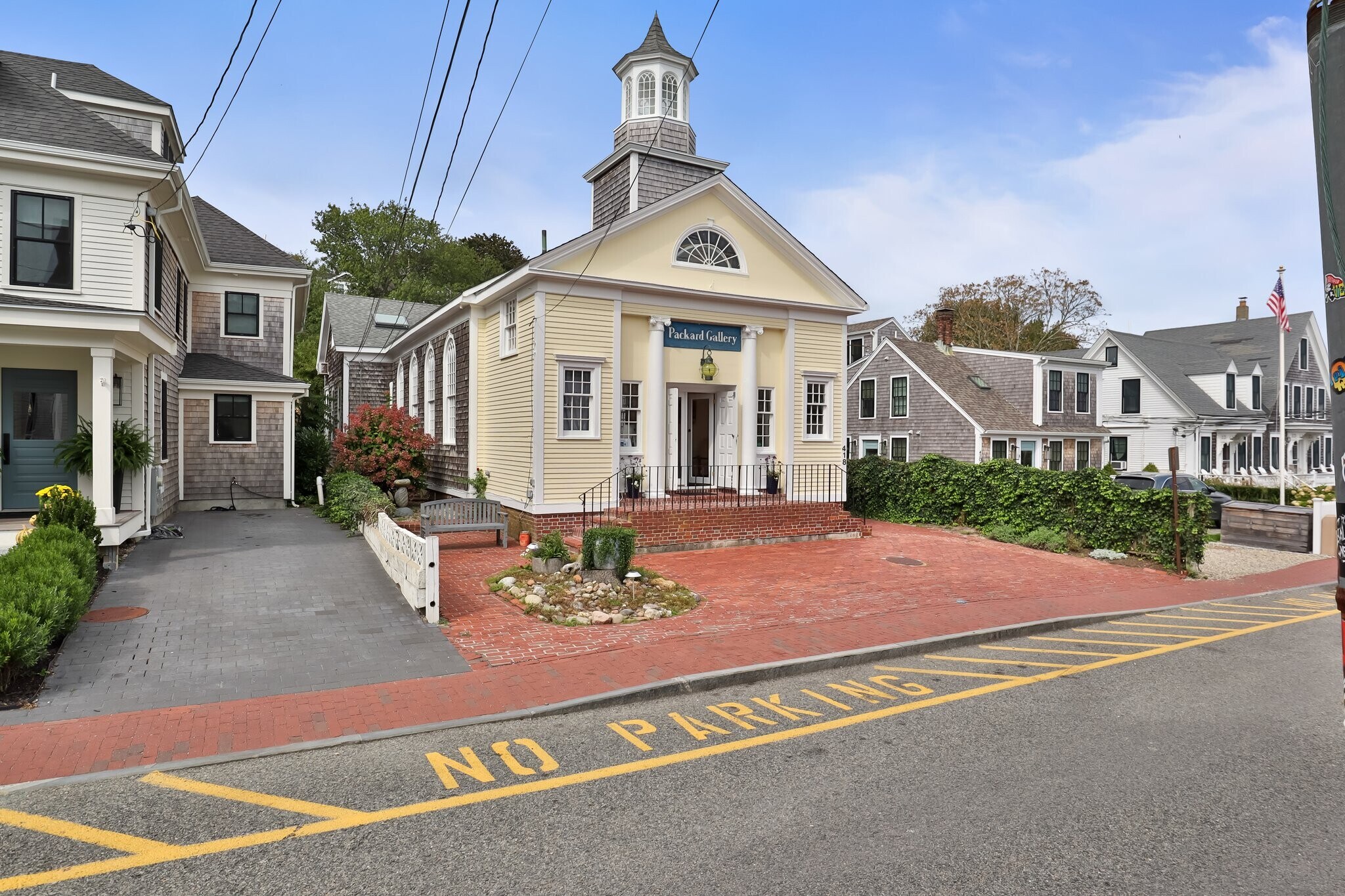 418 Commercial St, Provincetown, MA à vendre Photo de l’immeuble– Image 1 sur 42