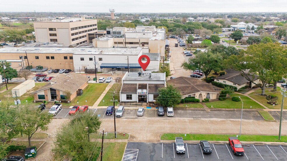3339 Fairview St, Pasadena, TX à louer - Photo de l’immeuble – Image 2 sur 58