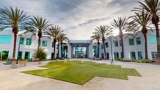 Plus de détails pour 6220 Greenwich Dr, San Diego, CA - Local d'activités à louer