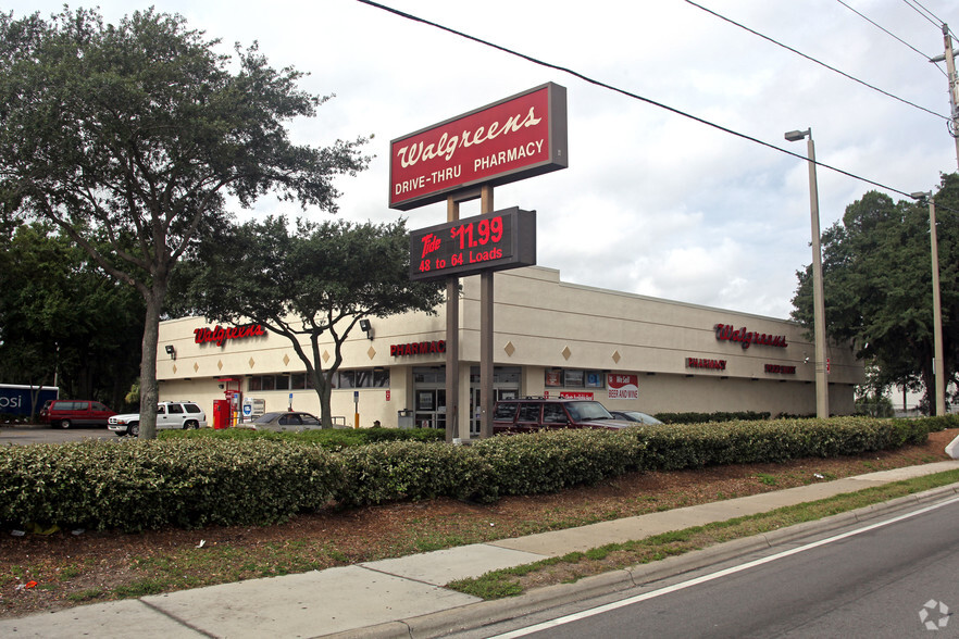 2111 E Busch Blvd, Tampa, FL à vendre - Photo principale – Image 1 sur 11