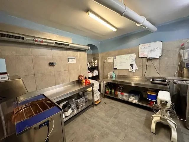 Local commercial dans Paris à louer Photo intérieure– Image 1 sur 4