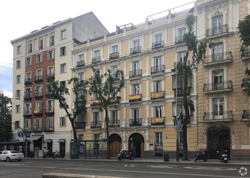 Bureau dans Madrid, Madrid à louer - Photo de l’immeuble – Image 2 sur 2