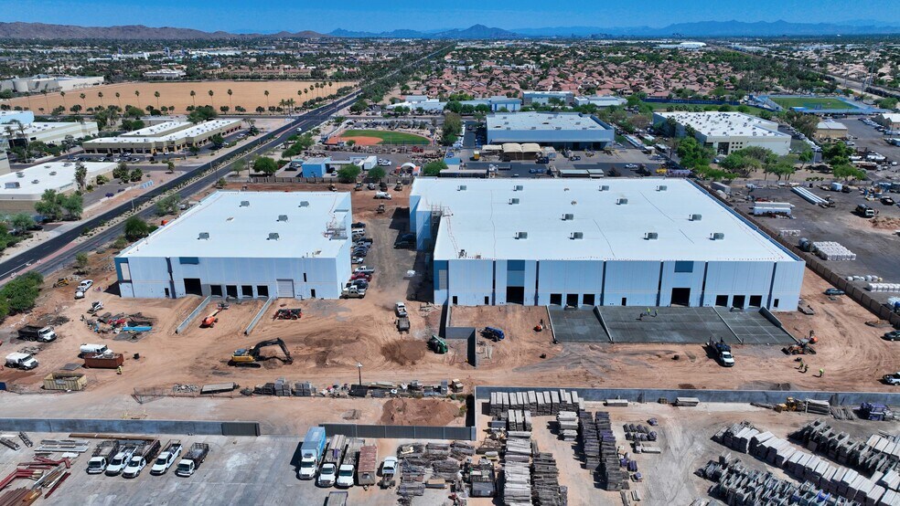 375 N 56th St, Chandler, AZ à vendre - Photo de l’immeuble – Image 2 sur 5