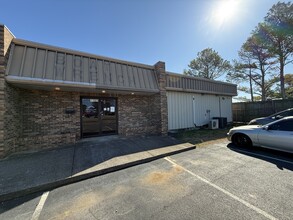 11565 Memorial Parkway Pkwy, Huntsville, AL à louer Photo de l’immeuble– Image 2 sur 8
