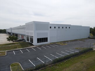 Plus de détails pour 1141 S US Highway 301, Tampa, FL - Industriel/Logistique à louer