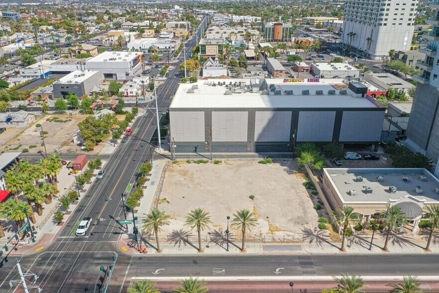 801 Casino Center, Las Vegas, NV à vendre - Photo de l’immeuble – Image 3 sur 9