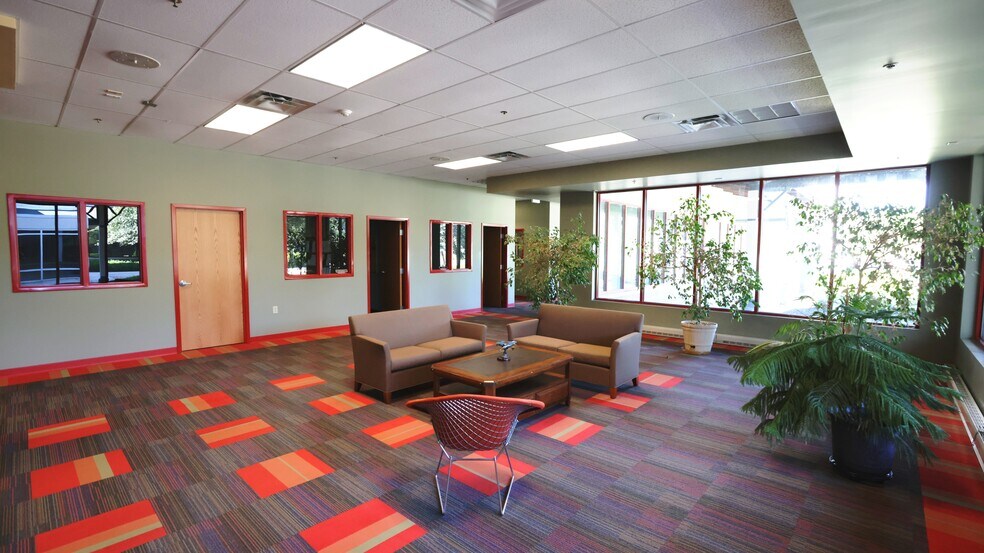 9401 S Innovation Dr, Daleville, IN à vendre - Photo intérieure – Image 3 sur 16