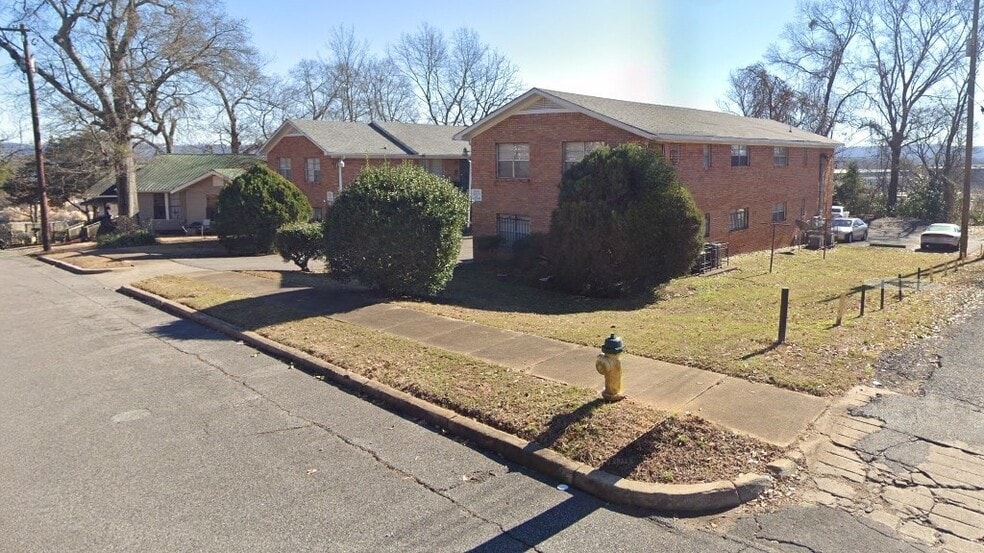 2445 30th Street Ensley, Birmingham, AL à vendre - Photo principale – Image 1 sur 9