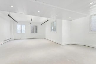 Plus de détails pour 42 Rue De Bassano, Paris - Bureau à louer