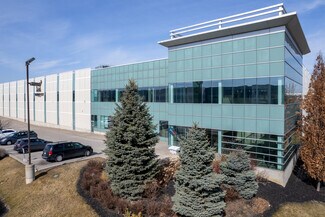Plus de détails pour 600 Zenway Blvd, Woodbridge, ON - Industriel/Logistique à louer