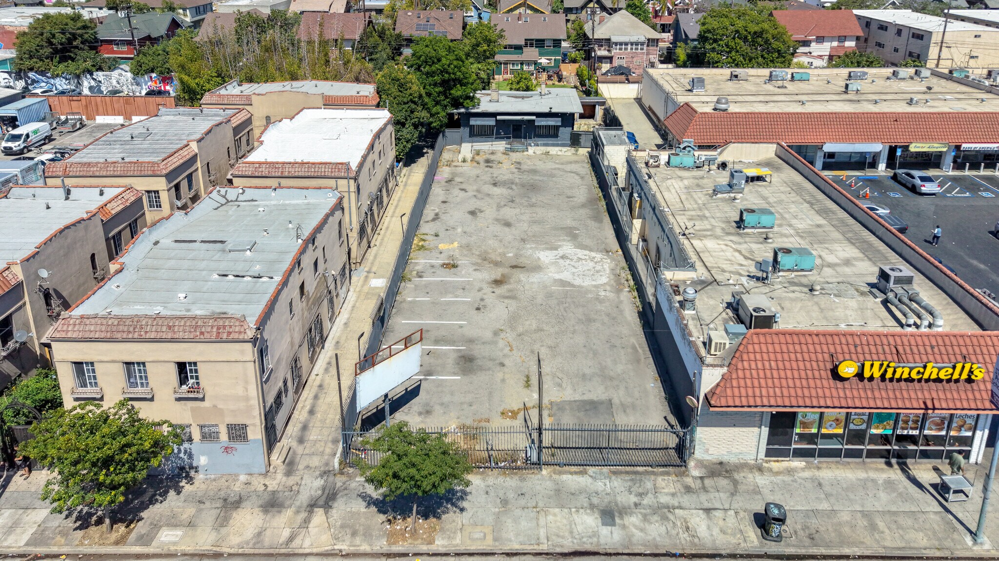 1664 S Western Ave, Los Angeles, CA à vendre Photo de l’immeuble– Image 1 sur 20