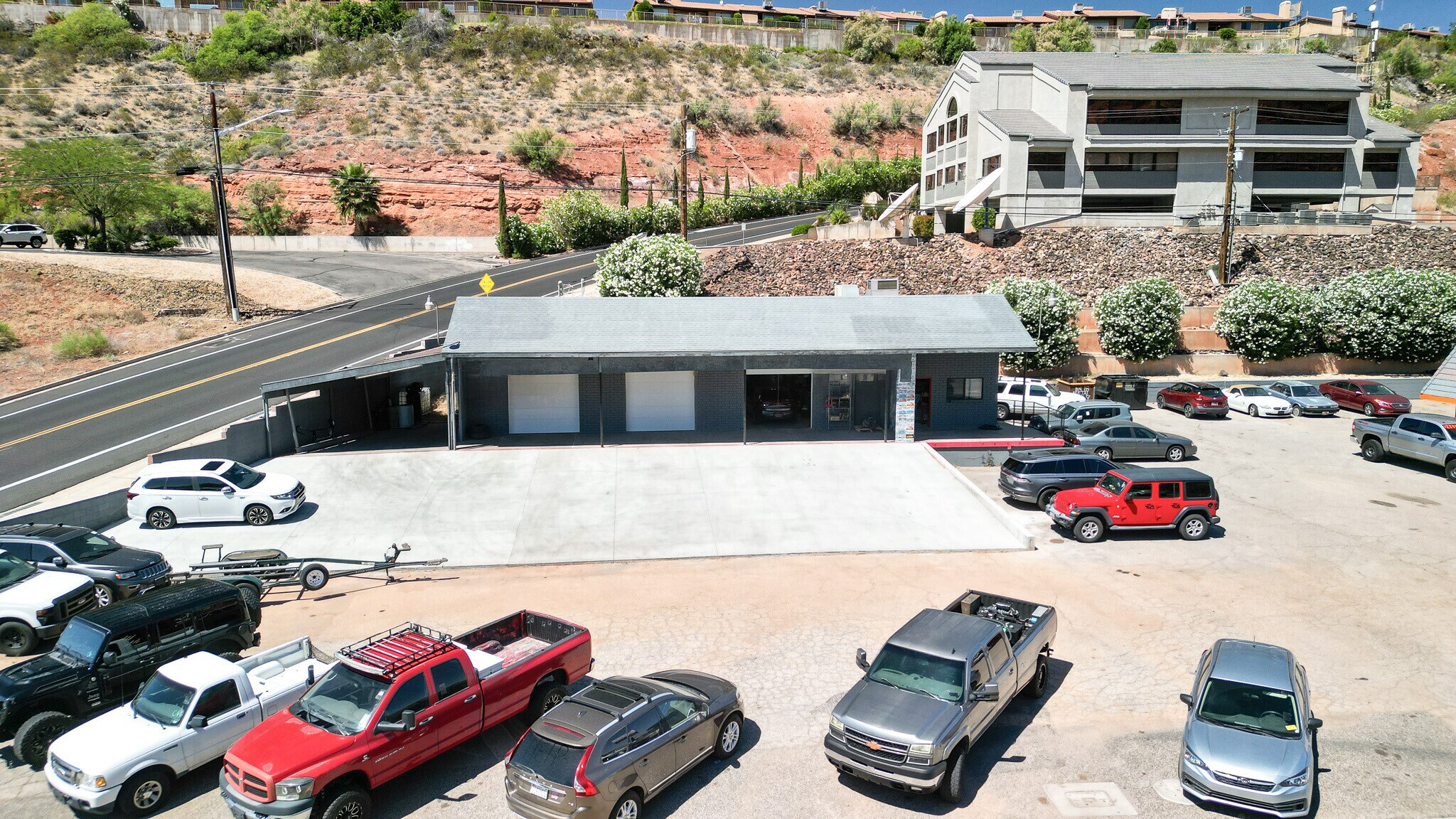 677 N Bluff St, St George, UT à louer Photo de l’immeuble– Image 1 sur 11