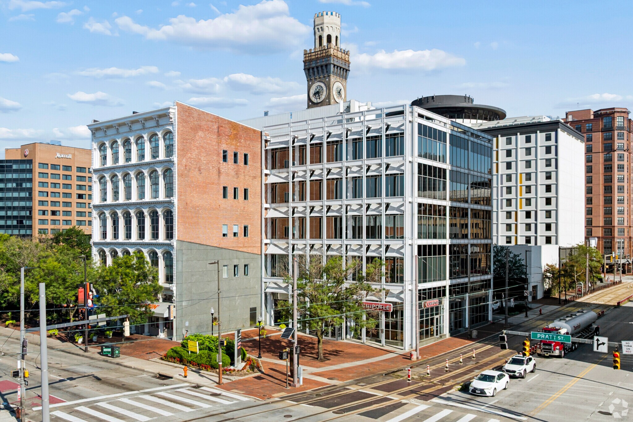 300 W Pratt St, Baltimore, MD à louer Photo principale– Image 1 sur 27