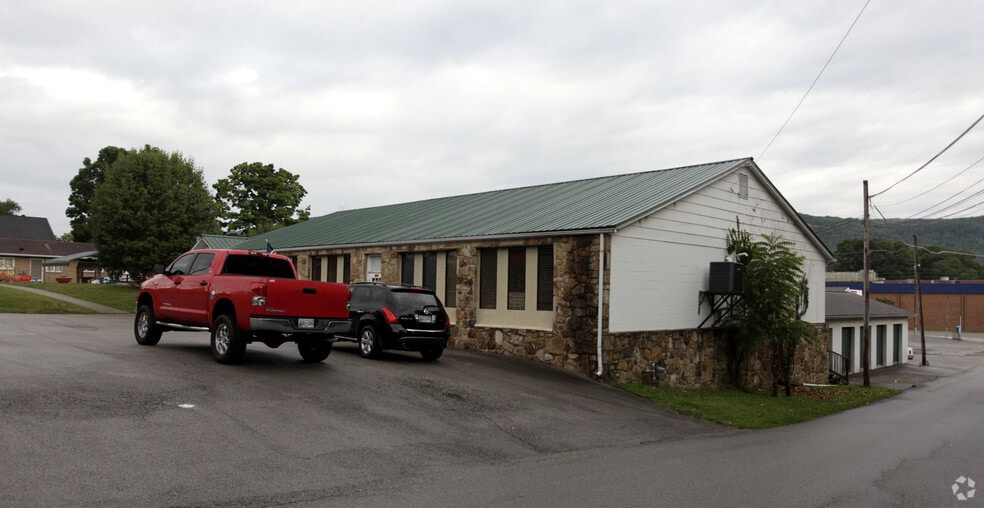 325 N Kingston Ave, Rockwood, TN à vendre - Photo principale – Image 2 sur 10