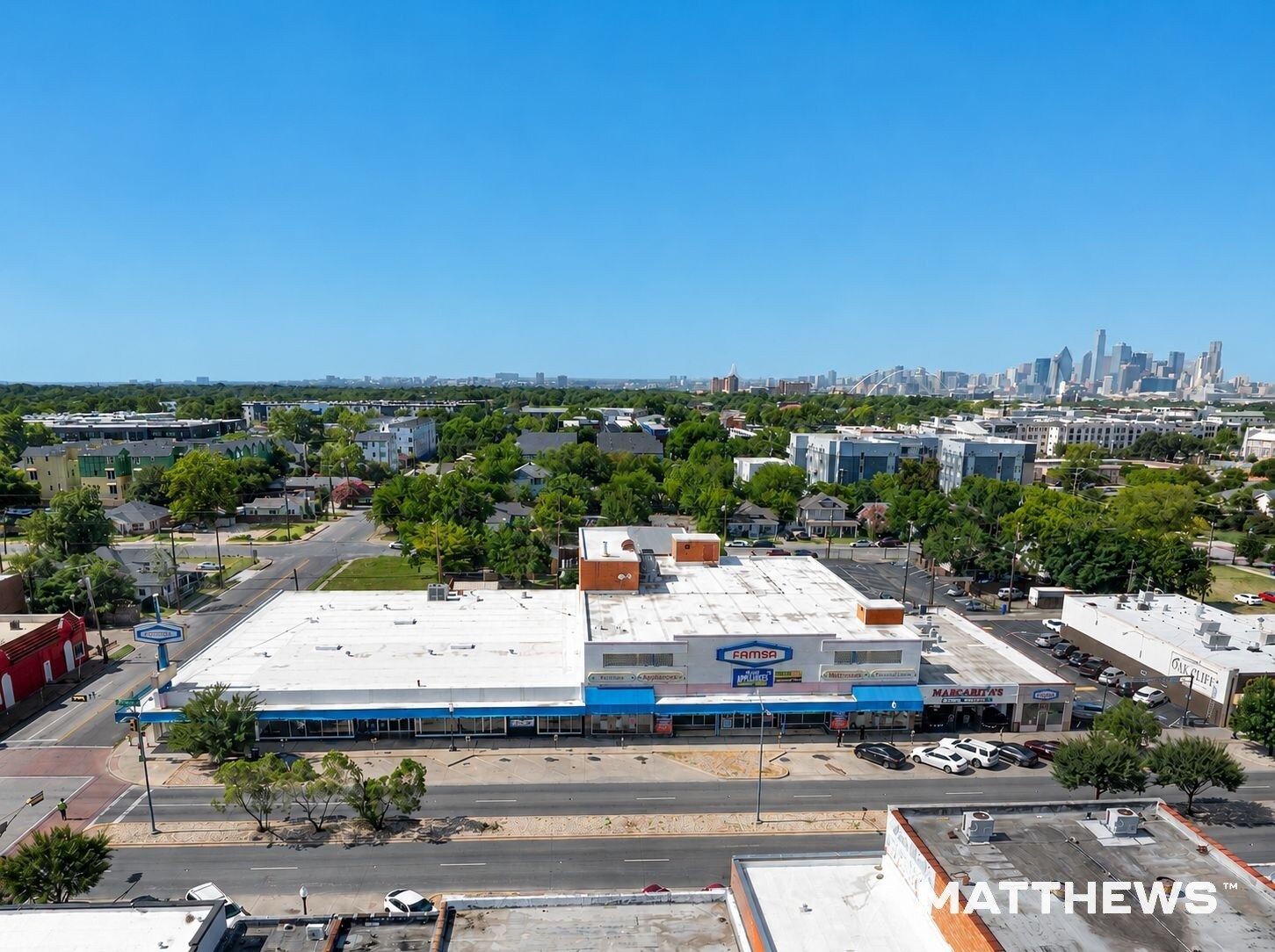427 W Jefferson Blvd, Dallas, TX à louer Photo de l’immeuble– Image 1 sur 4