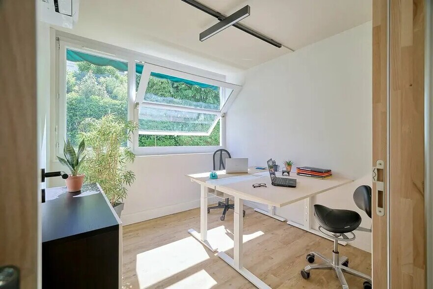 Bureau dans Paris à louer - Photo de l’immeuble – Image 1 sur 11