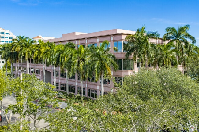 Plus de détails pour 8201 Peters Rd, Plantation, FL - Bureau à louer