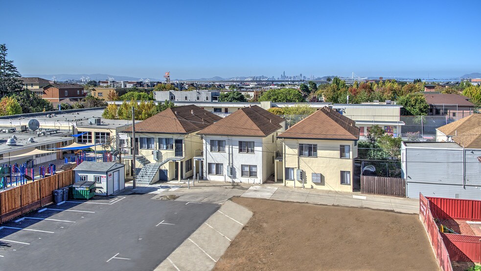 1049 43rd St, Emeryville, CA à vendre - Photo principale – Image 1 sur 13