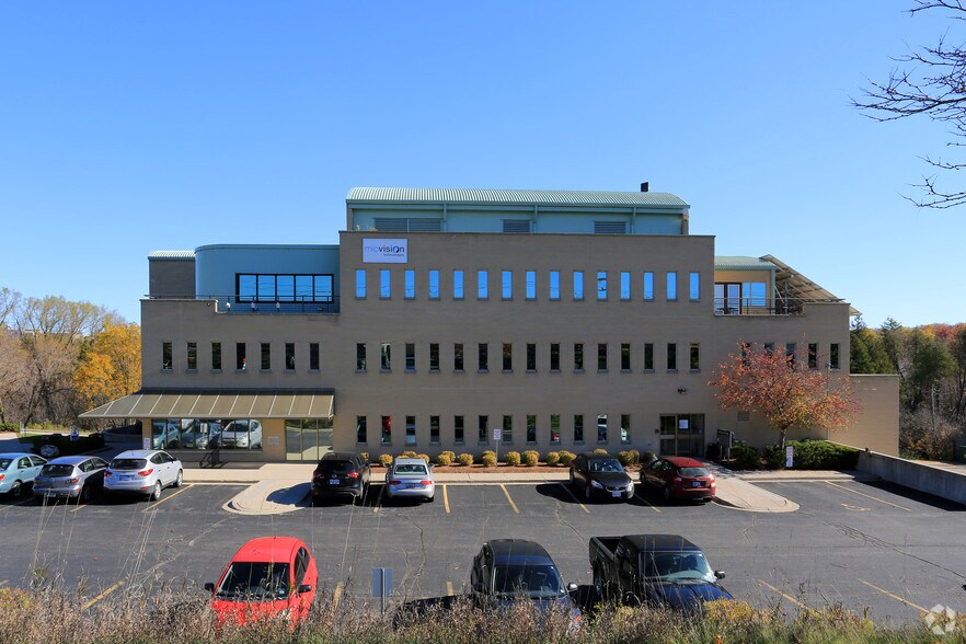 148 Manitou Dr, Kitchener, ON à louer - Photo de l’immeuble – Image 2 sur 33