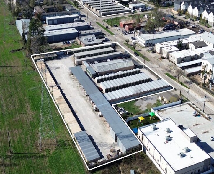 2213 W 34th St, Houston, TX à vendre - Photo de l’immeuble – Image 2 sur 6