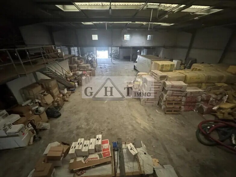 Industriel/Logistique dans Choisy-le-Roi à vendre - Photo de l’immeuble – Image 2 sur 5