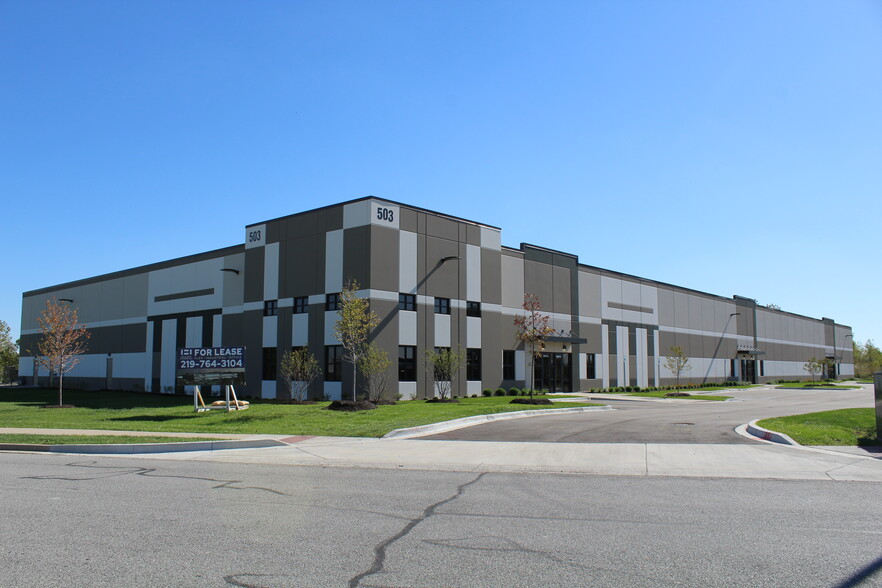 503 E. 98th Ave., Merrillville, IN à louer - Photo de l’immeuble – Image 1 sur 4