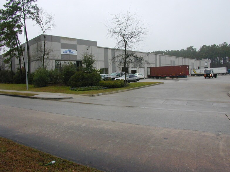 14445-14469 Heathrow Forrest Pky, Houston, TX à louer - Photo de l’immeuble – Image 2 sur 4