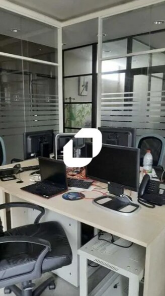 View Photo