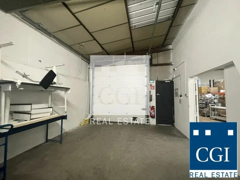 Local d’activités dans SAINT-MARTIN-D'HERES à louer - Photo intérieure – Image 3 sur 8