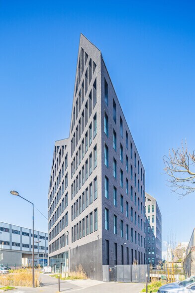 Bureau dans Ivry-sur-Seine à vendre - Photo de l’immeuble – Image 2 sur 2