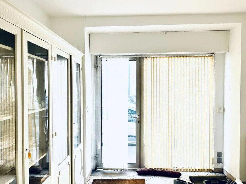 Bureau dans Paris à louer - Photo de l’immeuble – Image 1 sur 3