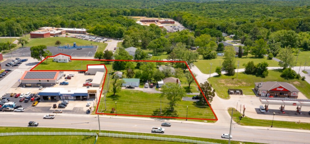 Hi Crest St, Hillsboro, MO à vendre Photo principale– Image 1 sur 3