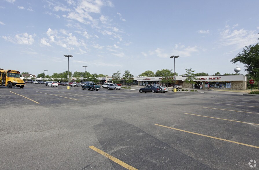 1710-1772 W Algonquin Rd, Schaumburg, IL à louer - Photo principale – Image 1 sur 19