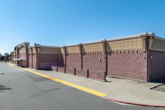 Plus de détails pour 8400 Edgewater Dr, Oakland, CA - Local commercial à vendre